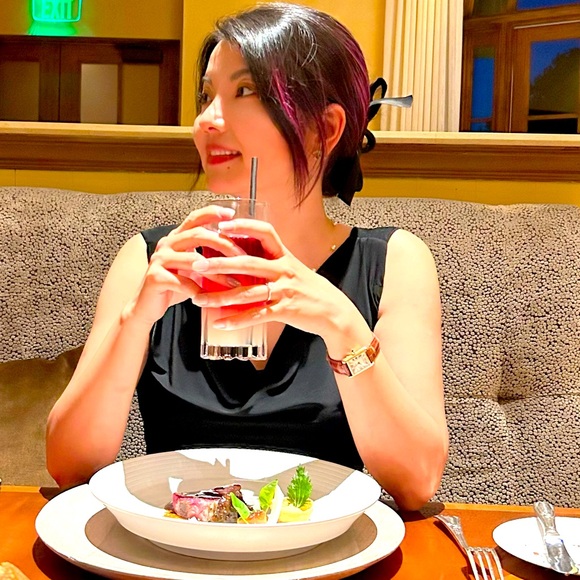 Meet your Posher, Ming - Picture 1 of 1